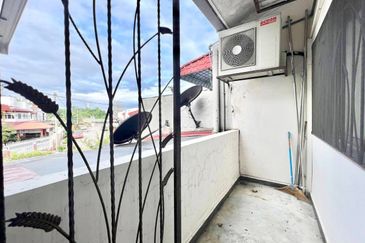 Jalan Bukit Cantik 2