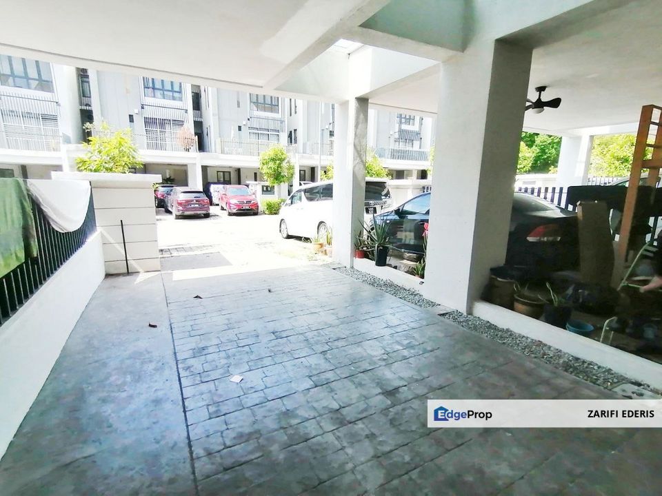 Freehold Gated & Guarded Crescent Park Townvilla Bandar Bukit Mahkota Bangi For Sale, Selangor, Bangi