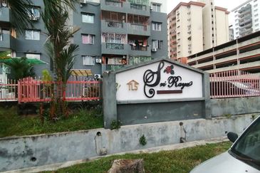 Sri Raya Apartments