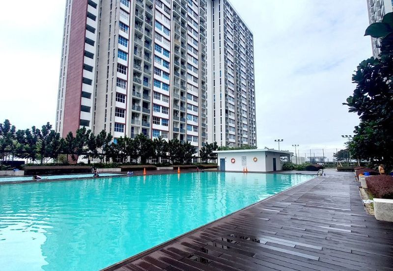 PR1MA Lakefront Homes