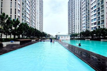 PR1MA Lakefront Homes