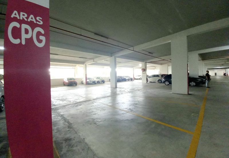 PR1MA Lakefront Homes