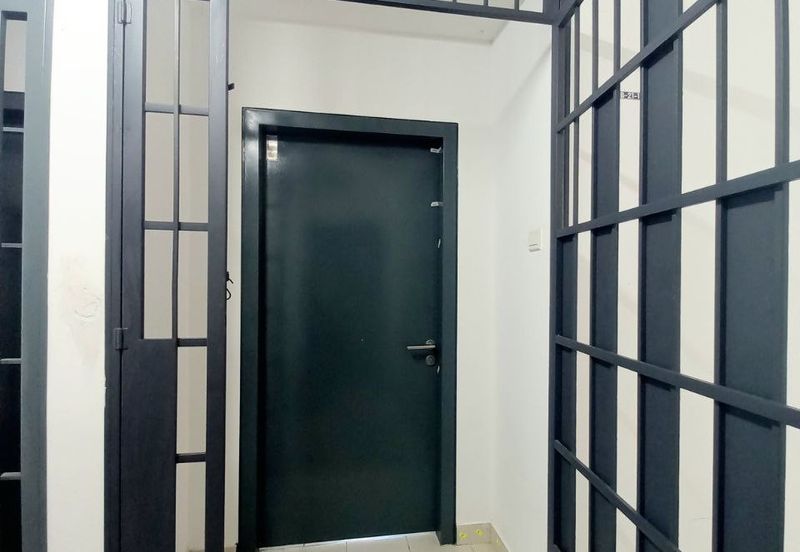 PR1MA Lakefront Homes