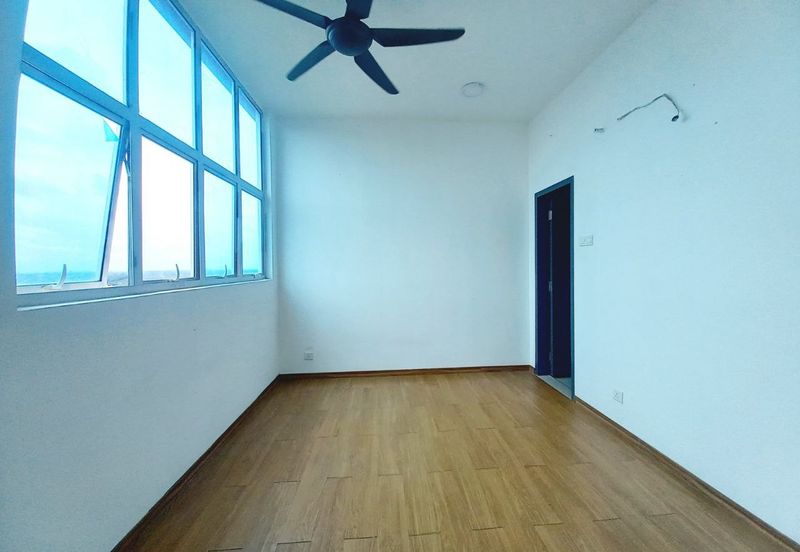 PR1MA Lakefront Homes