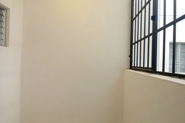 PR1MA Lakefront Homes