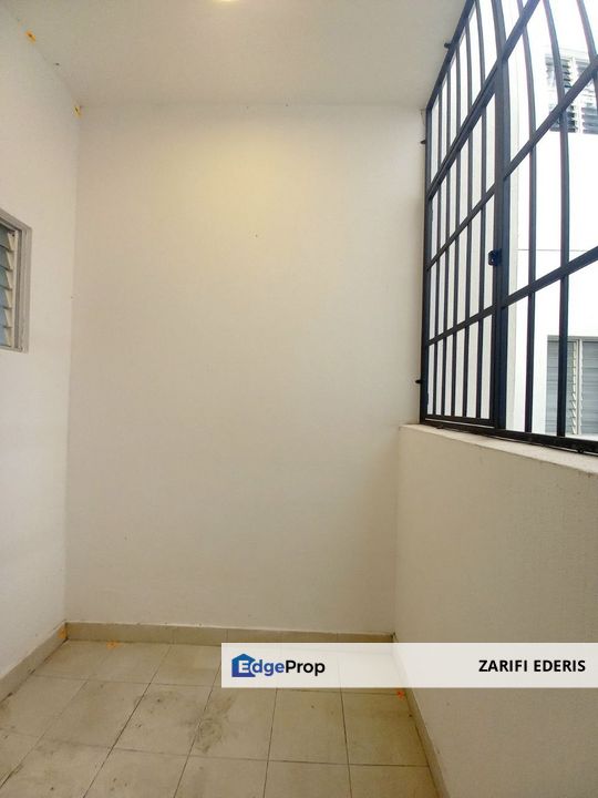 FREEHOLD Near to Hospital Level 21 PRIMA LAKEFRONT Homes Cyberjaya For Sale, Selangor, Cyberjaya