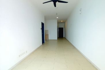 PR1MA Lakefront Homes