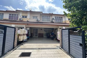 Jalan SP 4 @ Bandar Saujana Putra