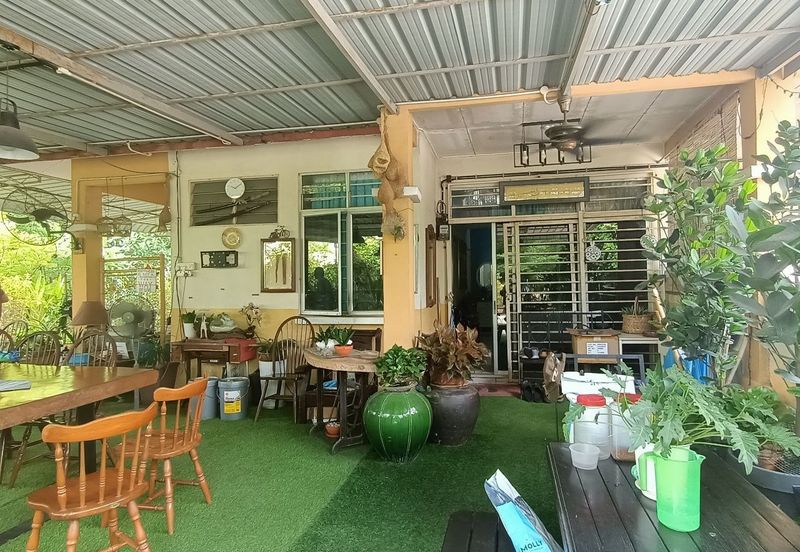 Jln SP 2/16 @ Bandar Saujana Putra