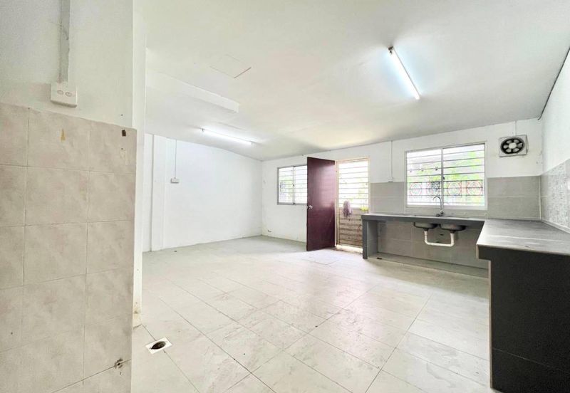 Jln SP 2/16 @ Bandar Saujana Putra