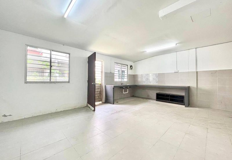 Jln SP 2/16 @ Bandar Saujana Putra