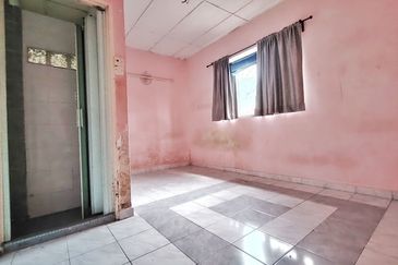 Taman Seri Keramat AU4