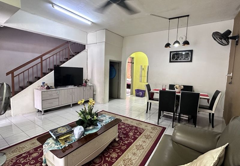 Jln SP 2/16 @ Bandar Saujana Putra