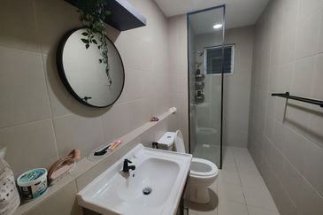 PR1MA Lakefront Homes