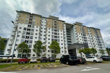Seri Baiduri Apartments @ Setia Alam
