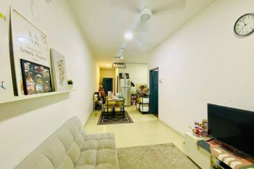 PR1MA Lakefront Homes