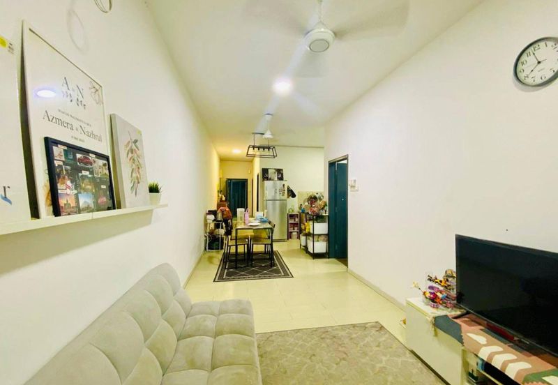 PR1MA Lakefront Homes