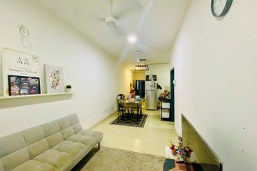 PR1MA Lakefront Homes