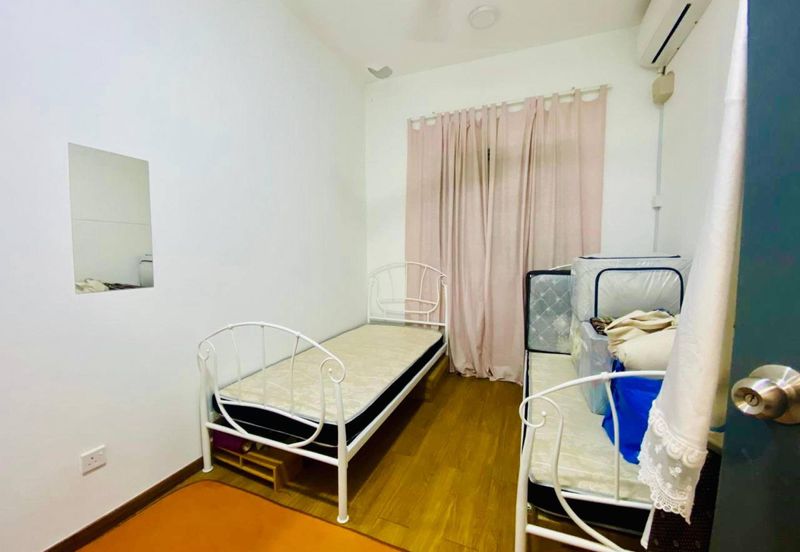 PR1MA Lakefront Homes