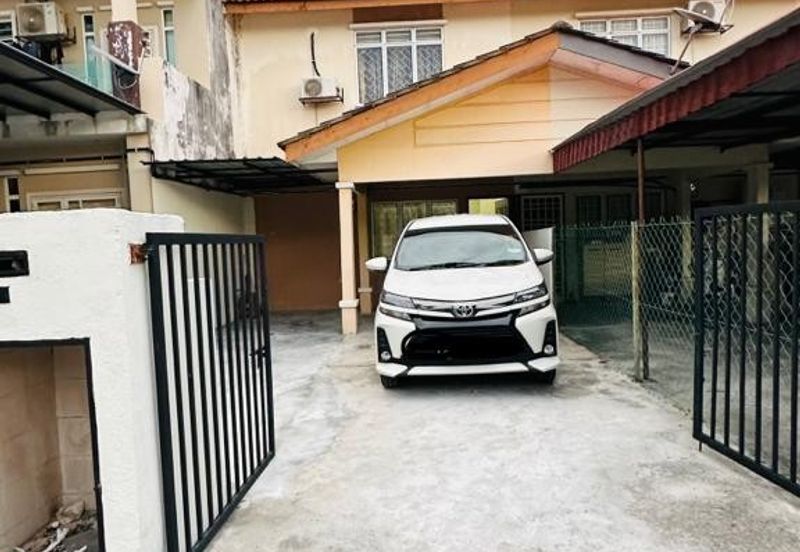 La Cottage Taman Putra Perdana