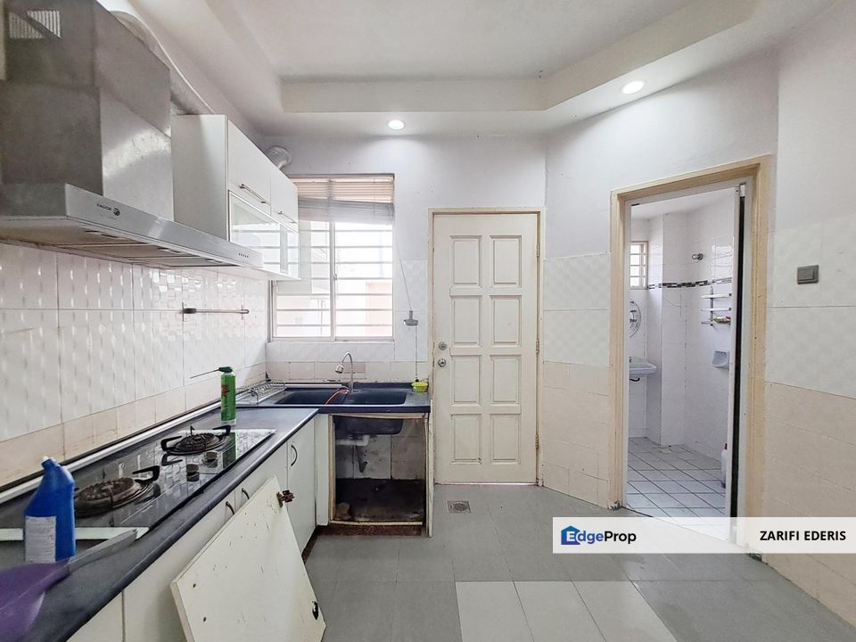 Sepah Puteri Renovated 22 x 73 Double Storey Terrace House at Seksyen 5 Kota Damasara For Sale, Selangor, Kota Damansara