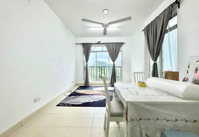 Villa Park Condominium