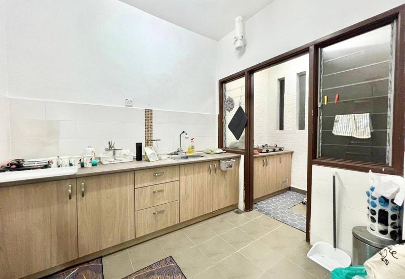 Villa Park Condominium