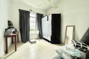 Villa Park Condominium