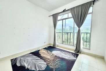 Villa Park Condominium