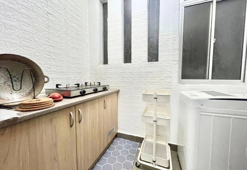 Villa Park Condominium