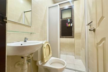 Tropika 2 Bukit Jelutong