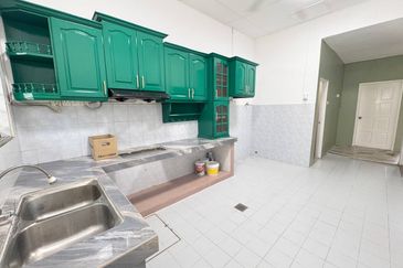 Seksyen 32, Shah Alam