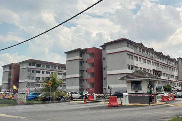 Rumah Pangsa Impian, Bandar Saujana Putra