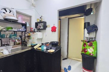 Rumah Pangsa Impian, Bandar Saujana Putra