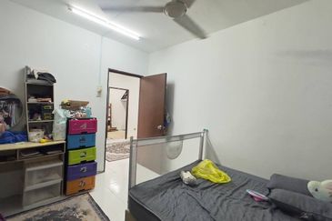 Rumah Pangsa Impian, Bandar Saujana Putra