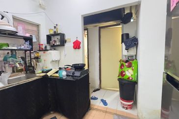 Rumah Pangsa Impian, Bandar Saujana Putra