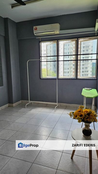 Walking Distance to MRT Apartment Pelangi Damansara at Kota Damansara For Sale, Selangor, Kota Damansara