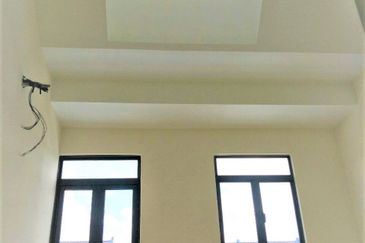 Monet Lily @ Sunsuria City