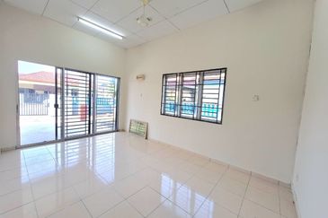 Seksyen 30, Shah Alam