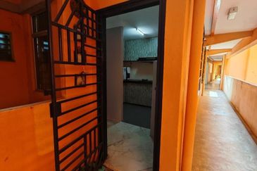 Seroja Apartment (Putra Perdana)