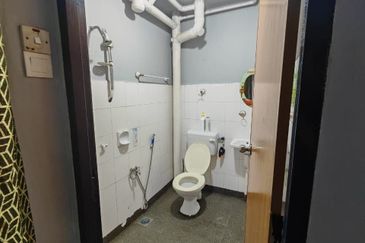 Seroja Apartment (Putra Perdana)