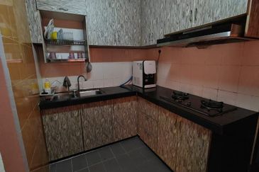 Seroja Apartment (Putra Perdana)