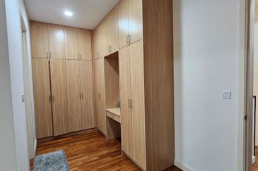 Hemingway Residence @ Bandar Seri Coalfields