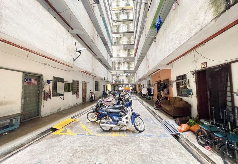 Pangsapuri Angsana USJ 1