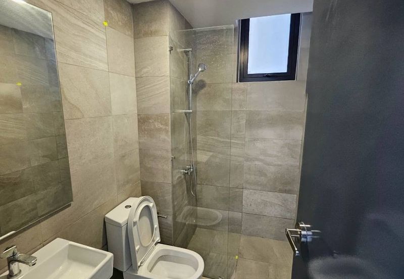 Henna Residence @ The Quartz