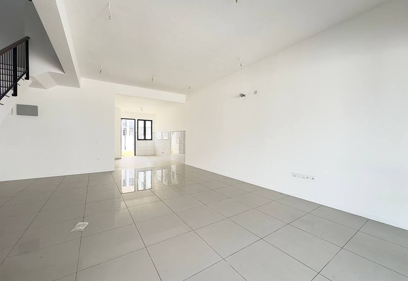 Nadira 3 @ Bukit Raja