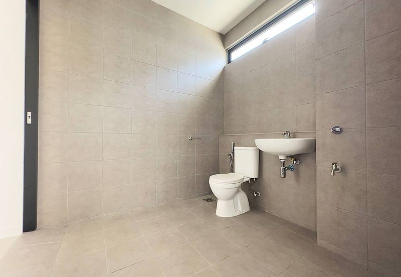 Nadira 3 @ Bukit Raja