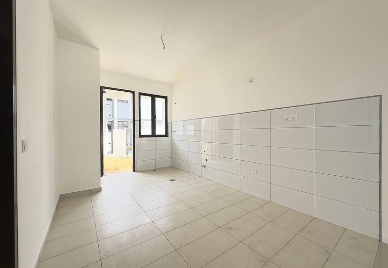 Nadira 3 @ Bukit Raja