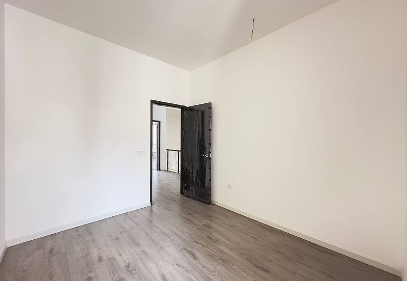 Nadira 3 @ Bukit Raja