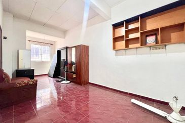 Seksyen 2 Bandar Bukit Mahkota